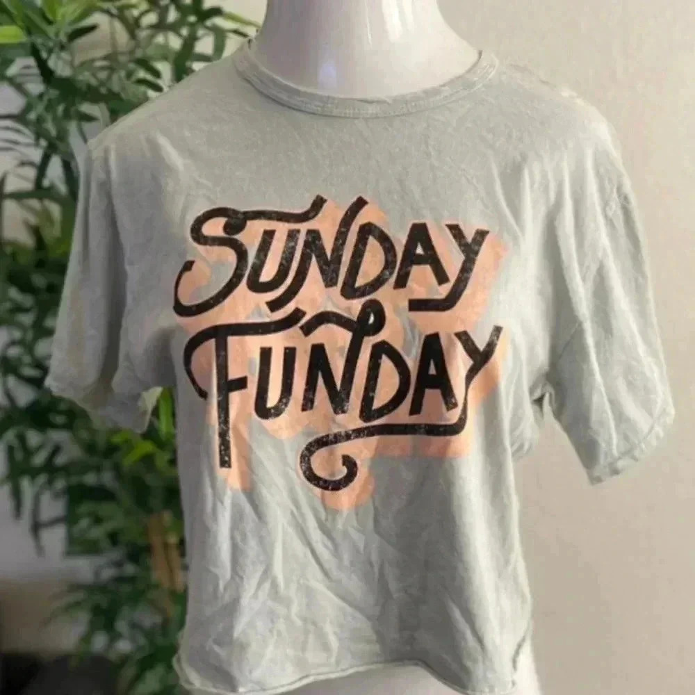 🆕 Fade Vintage Wash Sunday Funday Graphic Tee M🆕